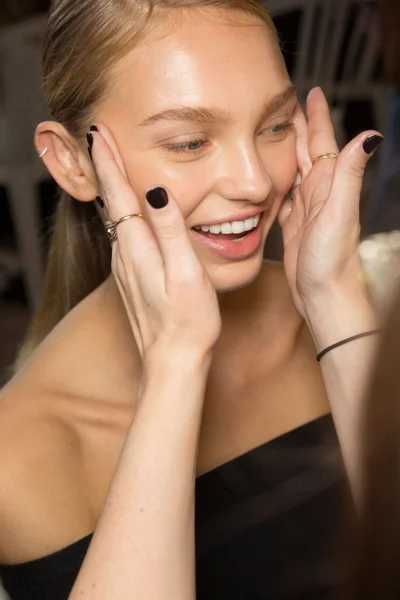 Look 17